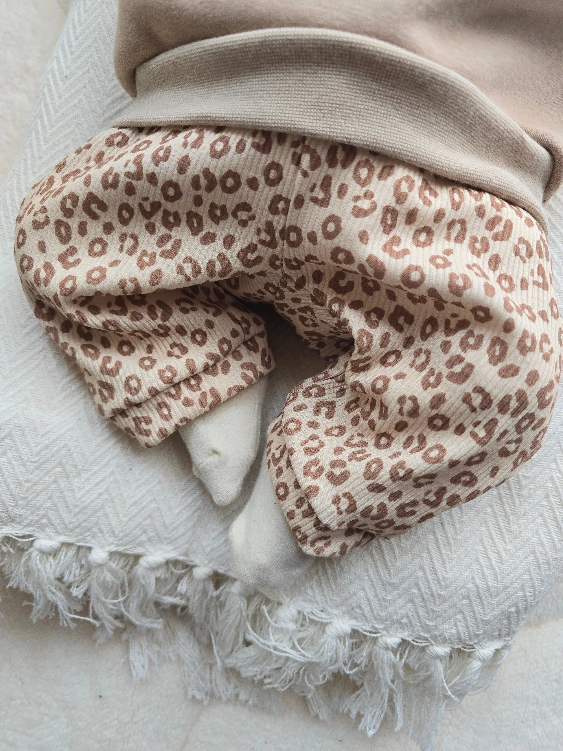 Hose Leo Design Myawi-Kids