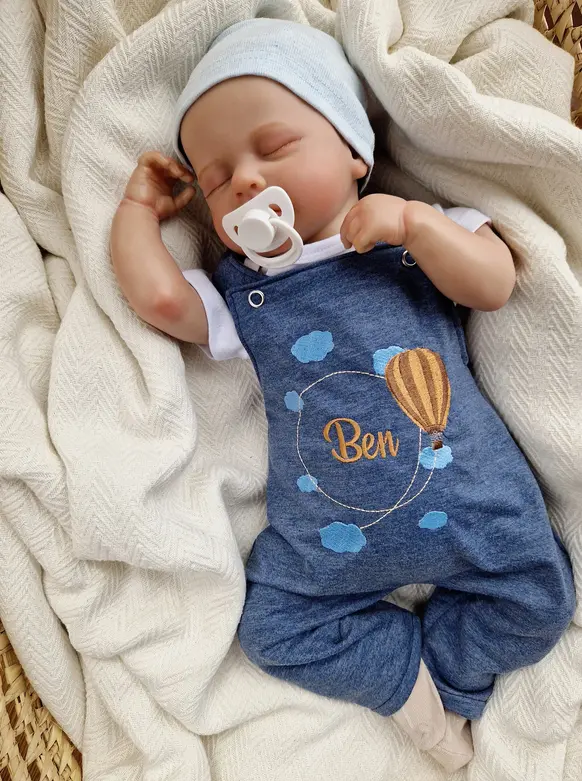 Individuell bestickbare Latzhose| French Terry Myawi-Kids