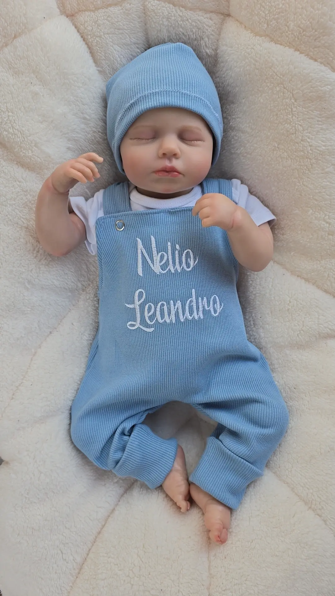 Latzhose mit Mütze| Ripp-Jersey Myawi-Kids