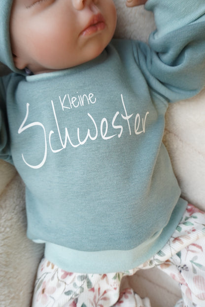 Handgemachter Pullover aus kuscheligem Sweat mit Bügelbild für kleine und große Geschwister. In vielen wunderschönen Farben erhältlich