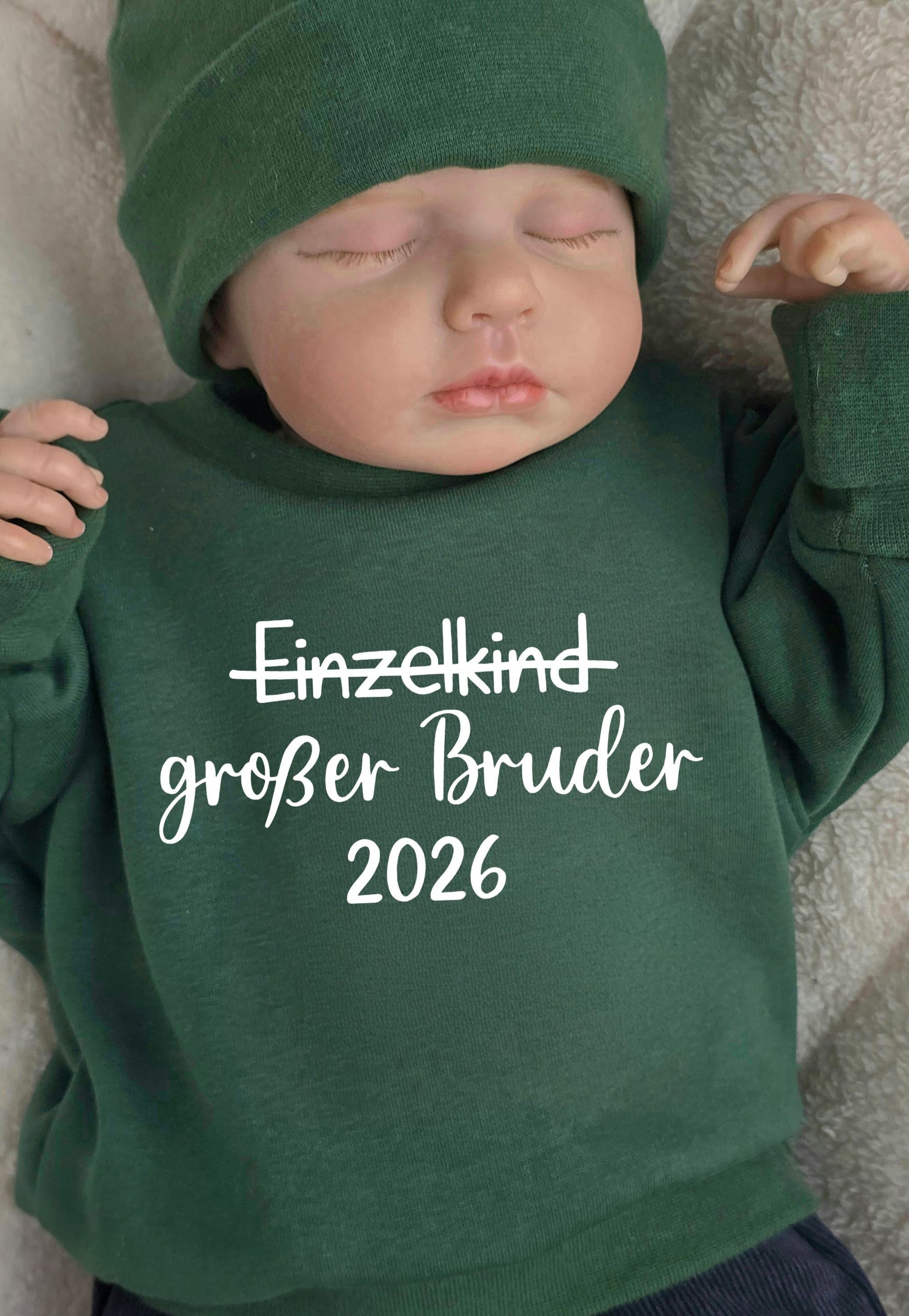 In Deutschland handgefertigter Pullover für grosse Brüder, für Babys, Kleinkinder und Kinder. Ab Größe 50 bis Größe M, in vielen verschiedenen Farben erhältlich.