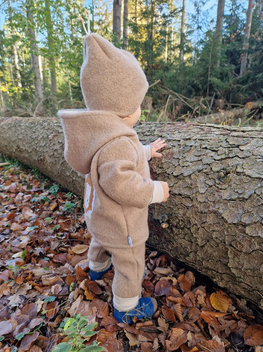 Kinderjacke aus Walkstoff mit Kapuze